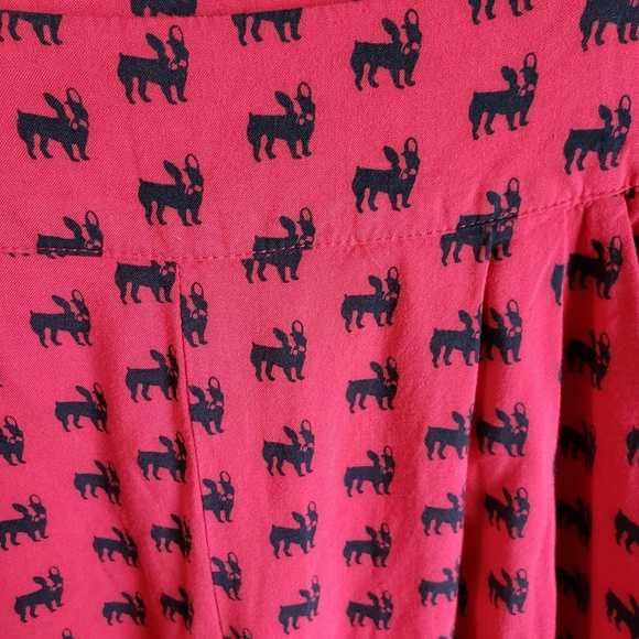 Keds size 7 loose red shorts w/ Pug dog pattern. - Picture 3 of 5